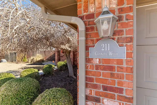 Photo 2 — 211 Granite Wash Street, Clinton, OK 73601
