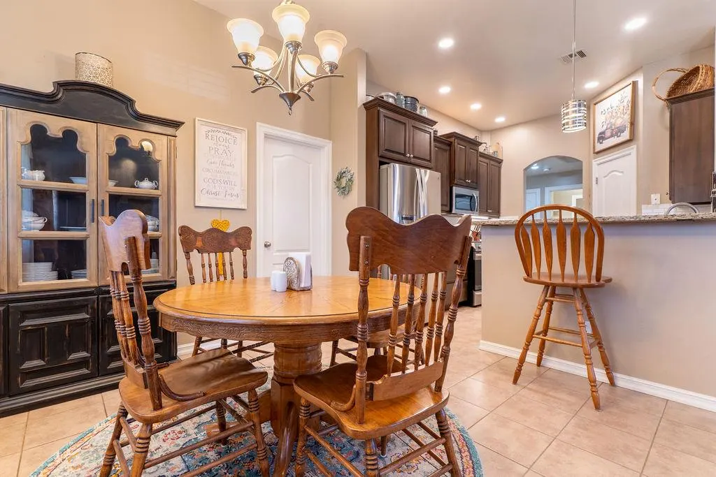 Photo 9 — 211 Granite Wash Street, Clinton, OK 73601