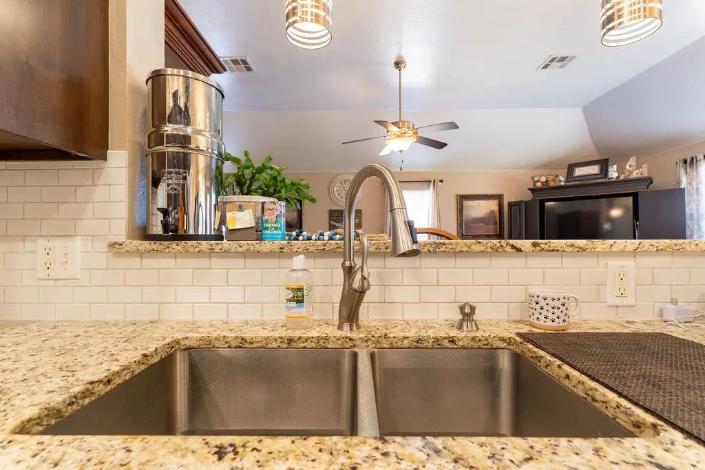 Photo 14 — 211 Granite Wash Street, Clinton, OK 73601