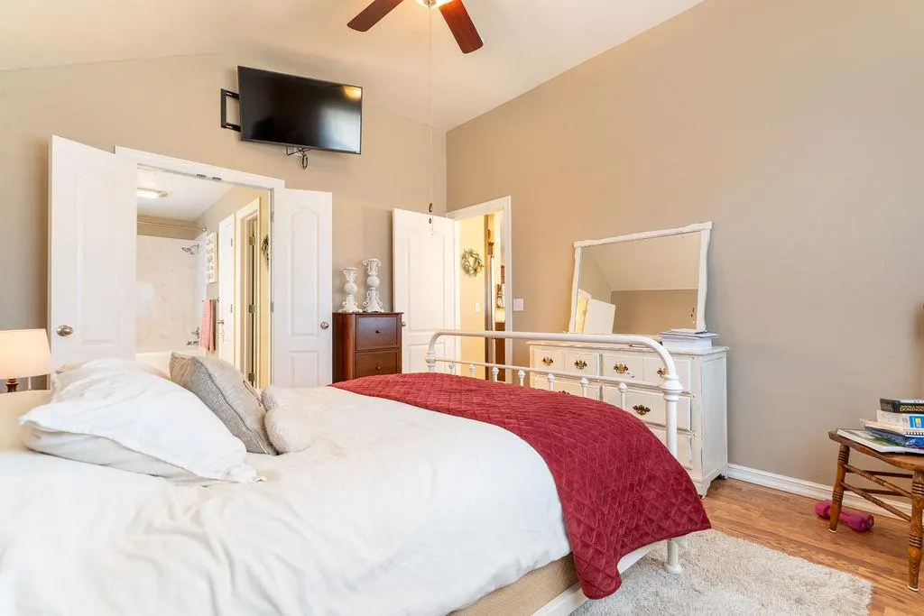 Photo 17 — 211 Granite Wash Street, Clinton, OK 73601