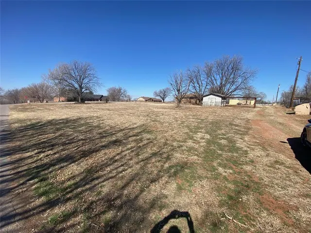 Photo 4 — 1100 N 8th Street, Sayre, OK 73662