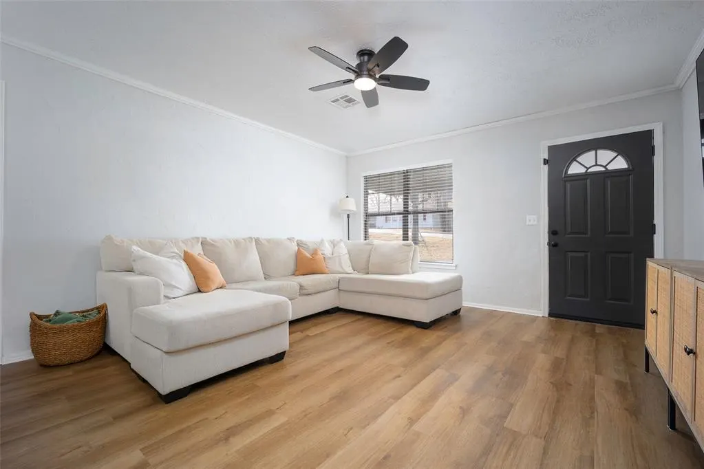 Photo 4 — 3160 Clarke Street, Choctaw, OK 73020