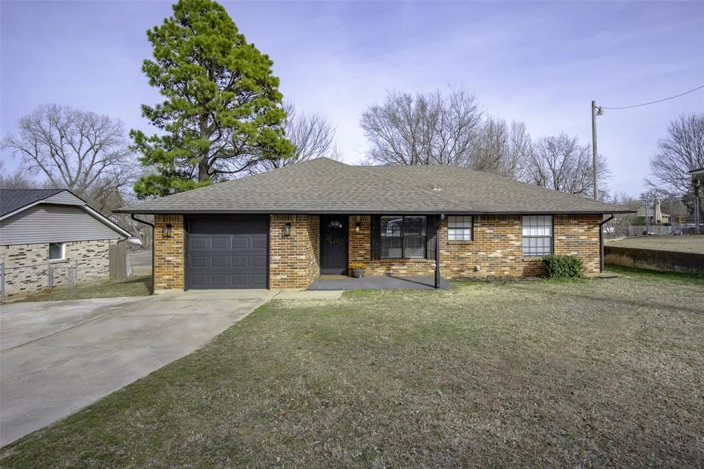 Photo 27 — 3160 Clarke Street, Choctaw, OK 73020