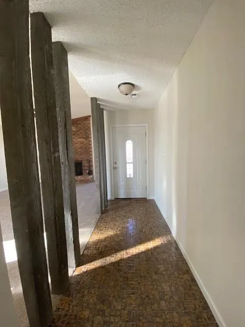 Photo 5 — 6801 SW Fenwick Avenue, Lawton, OK 73505