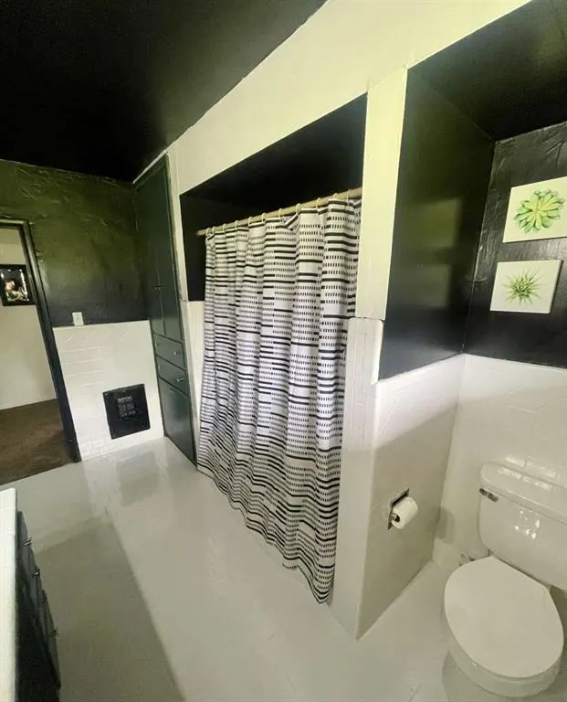 Photo 8 — 4335 NE 42nd Street, Forest Park, OK 73121