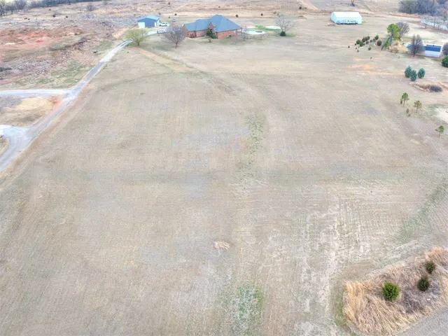 Photo 3 — 12511 coffey Ridge Road, Edmond, OK 73025