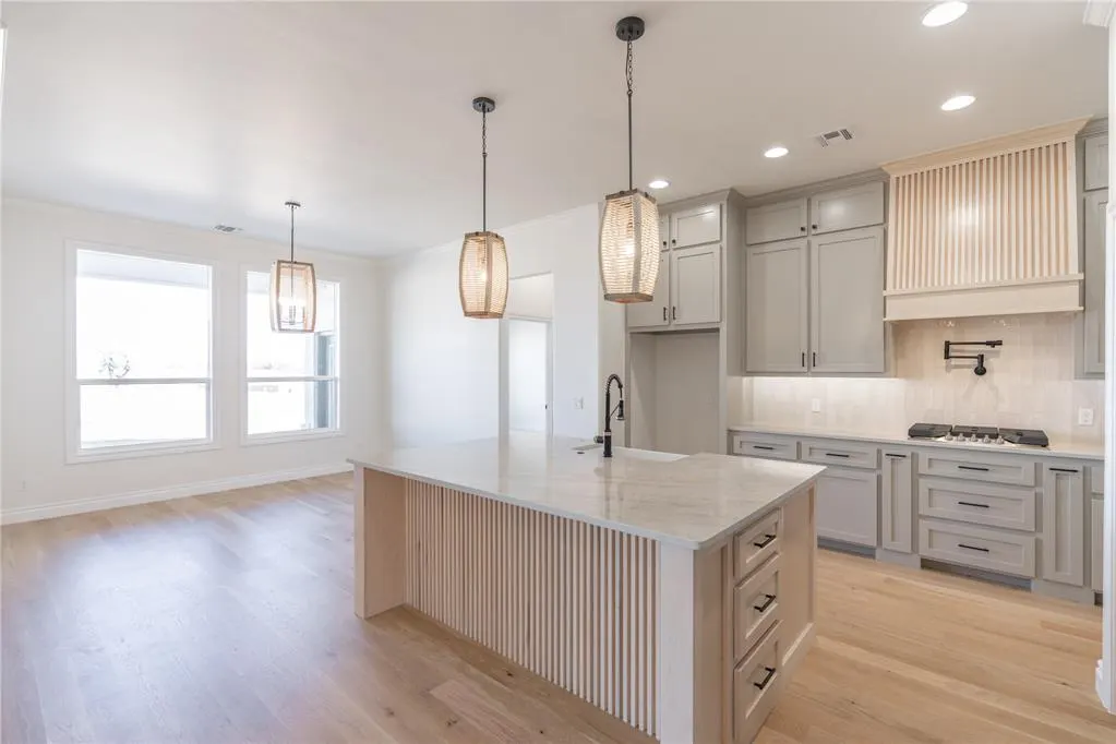 Photo 8 — 4609 SE 37th Street, Moore, OK 73165