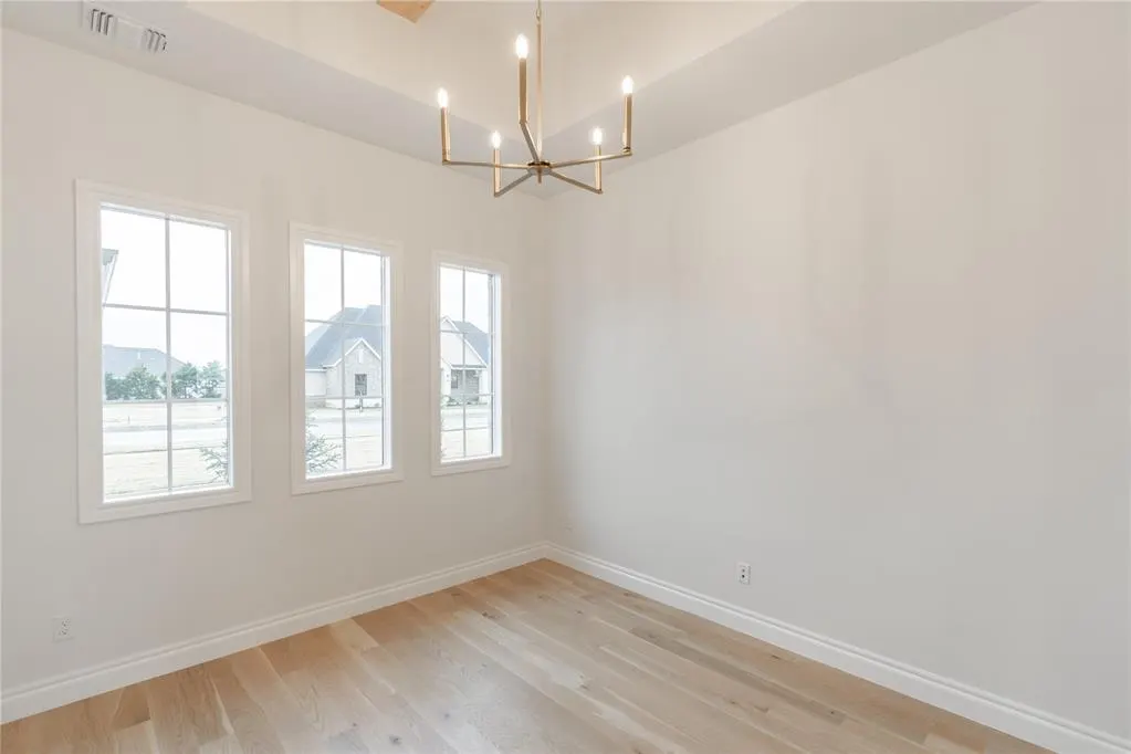 Photo 18 — 4609 SE 37th Street, Moore, OK 73165