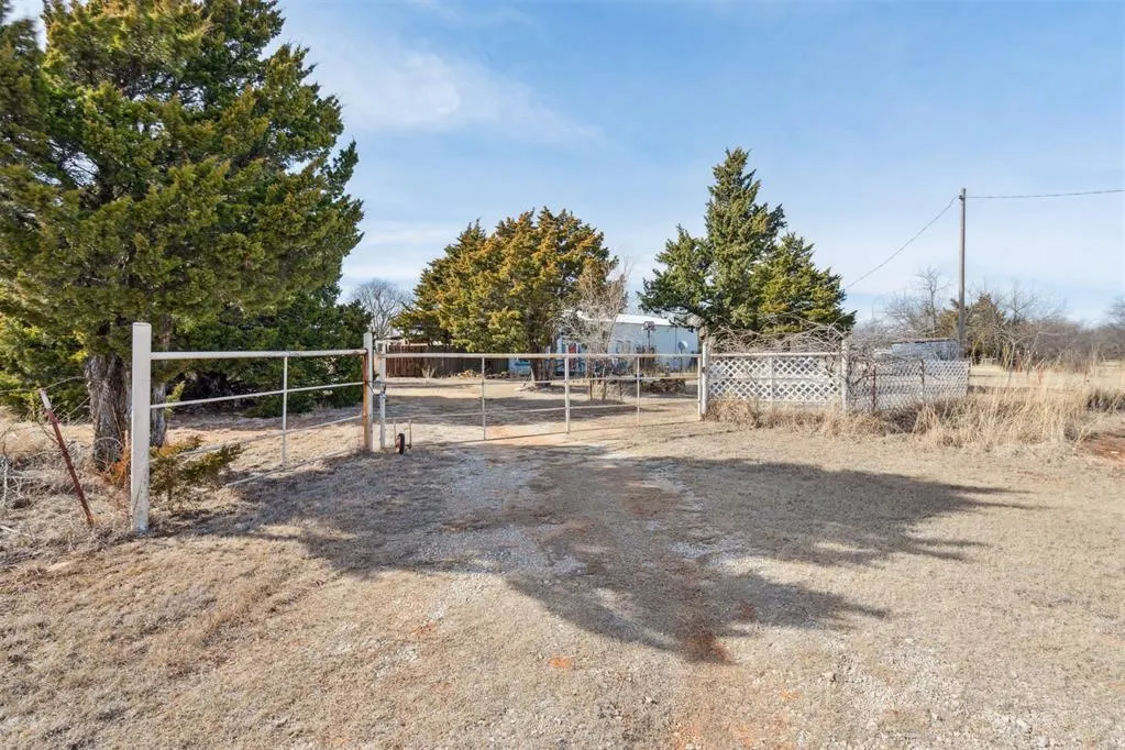 Photo 2 — 13849 SW 74th Street, Mustang, OK 73064