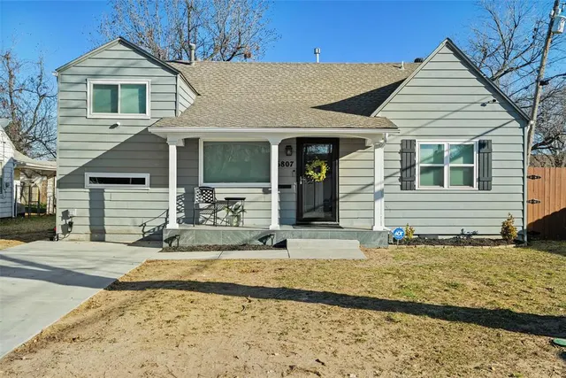 Front exterior — 6807 NW 44th Street, Bethany, OK 73008