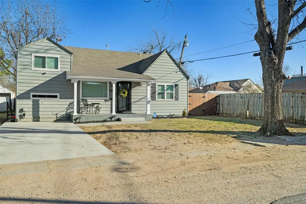 Photo 2 — 6807 NW 44th Street, Bethany, OK 73008