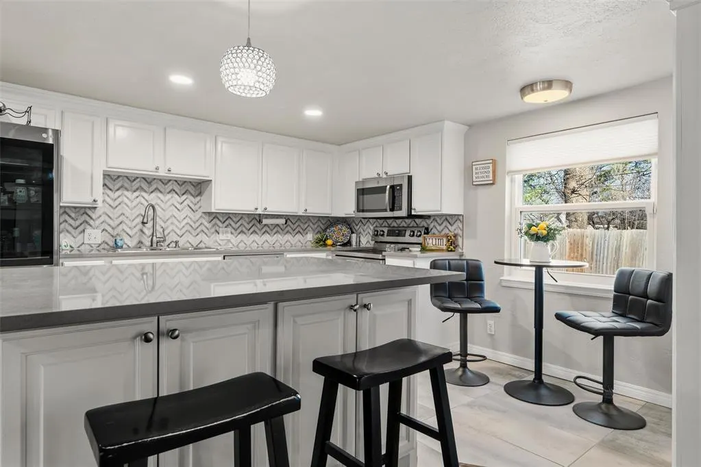 Photo 8 — 6807 NW 44th Street, Bethany, OK 73008