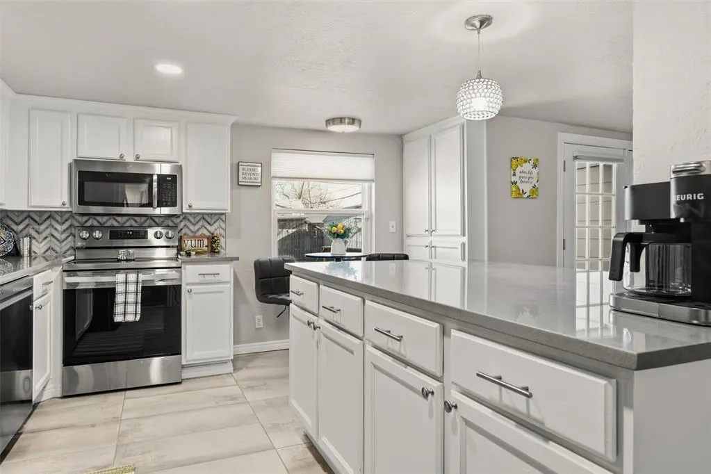 Photo 10 — 6807 NW 44th Street, Bethany, OK 73008