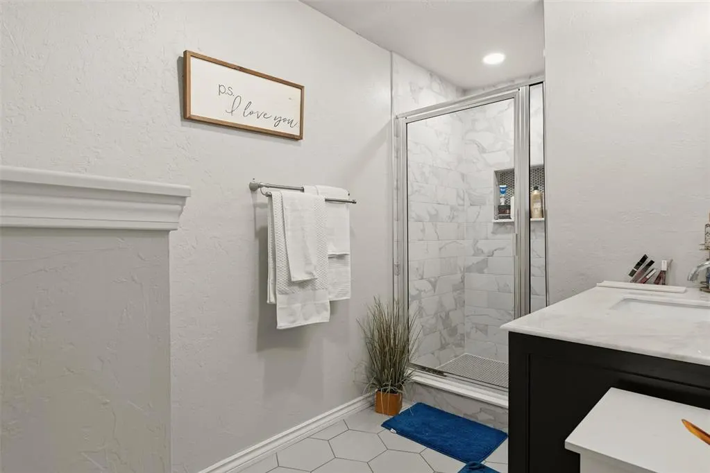 Photo 15 — 6807 NW 44th Street, Bethany, OK 73008