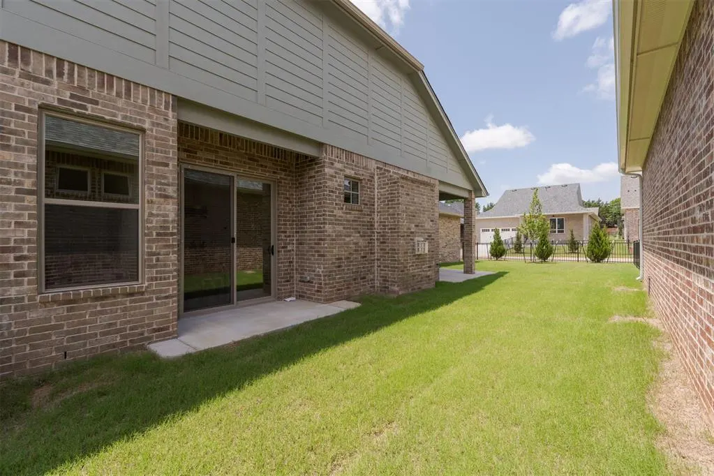 Photo 37 — 1725 Parkwood Avenue, Edmond, OK 73034