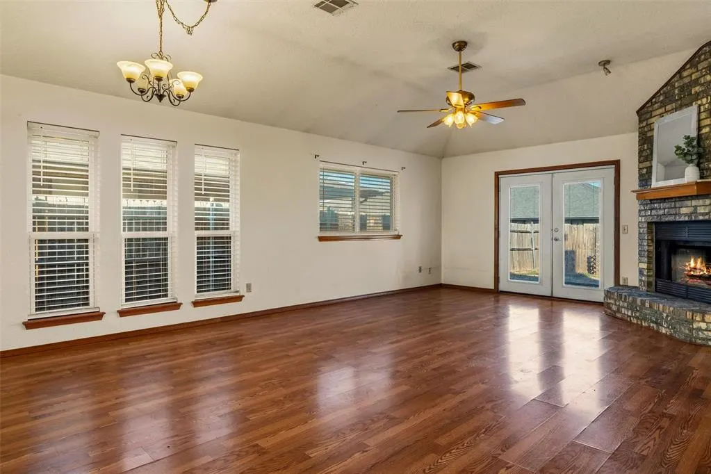 Photo 3 — 11516 Walters Avenue, Oklahoma City, OK 73162