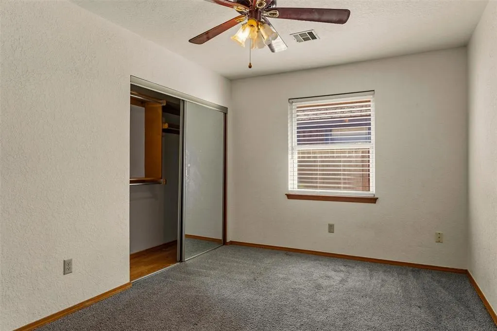 Photo 14 — 11516 Walters Avenue, Oklahoma City, OK 73162