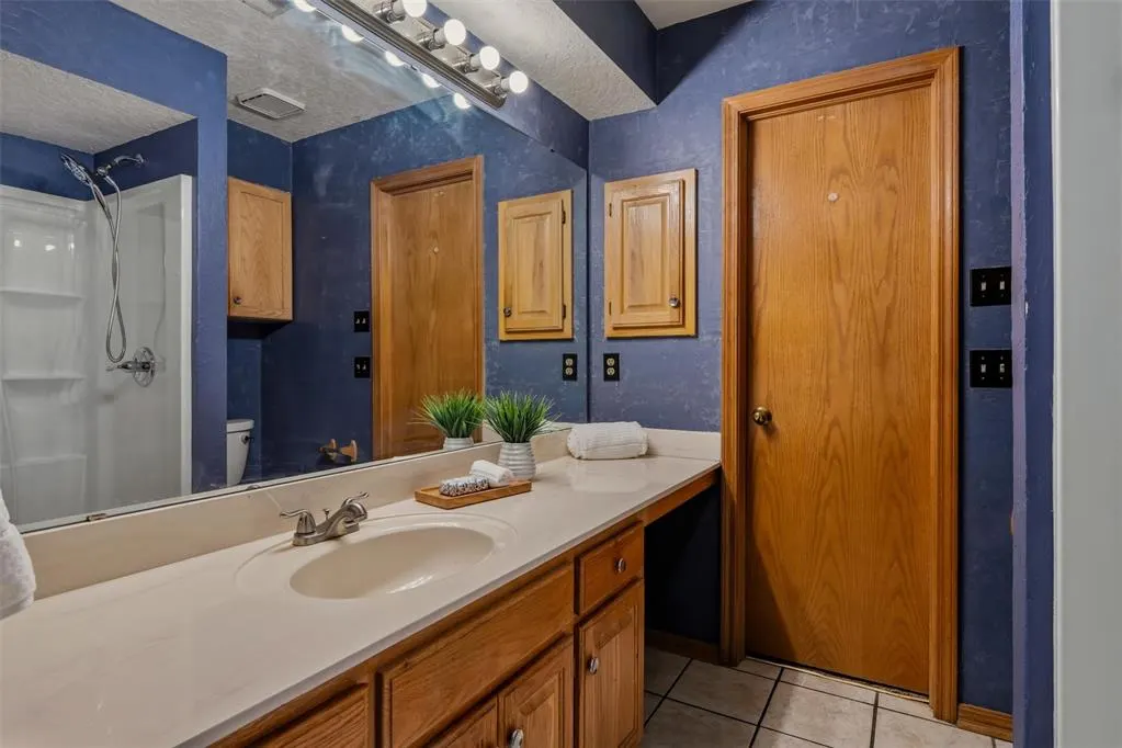 Photo 18 — 11516 Walters Avenue, Oklahoma City, OK 73162