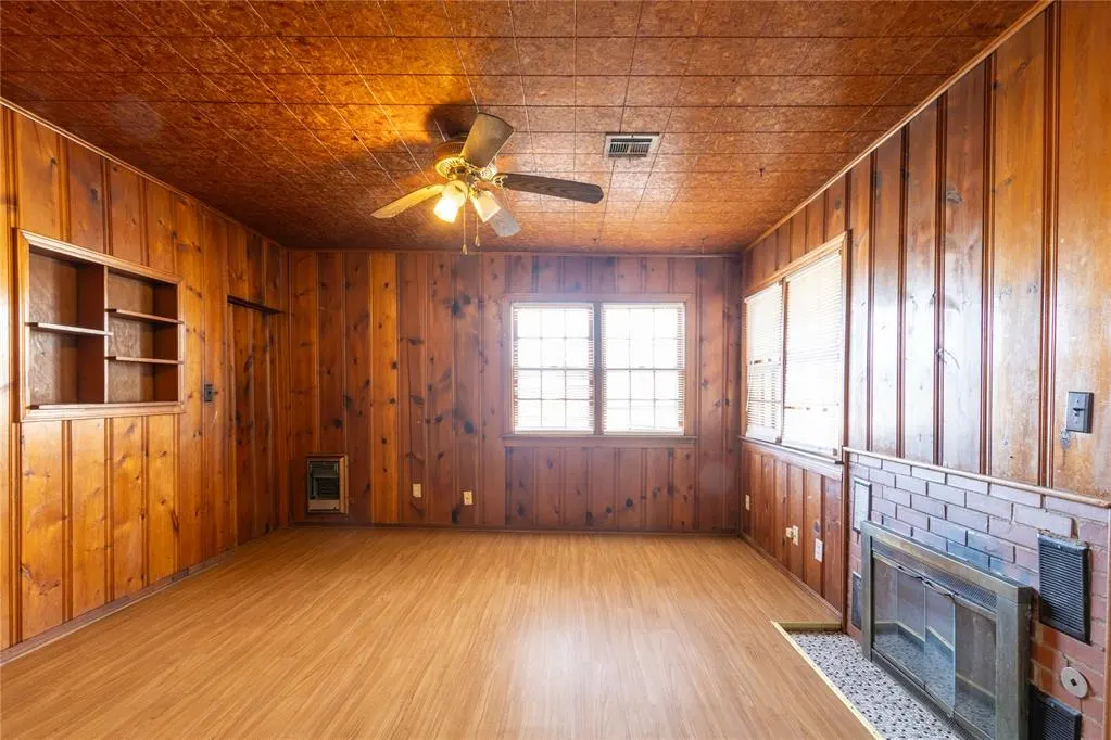 Photo 8 — 1037 NW 100th Street, Oklahoma City, OK 73114