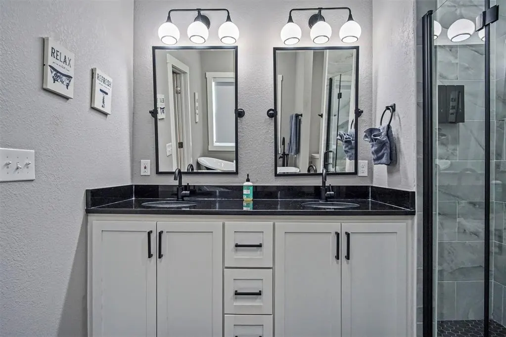 Photo 15 — 1413 NE 14th Street, Oklahoma City, OK 73117