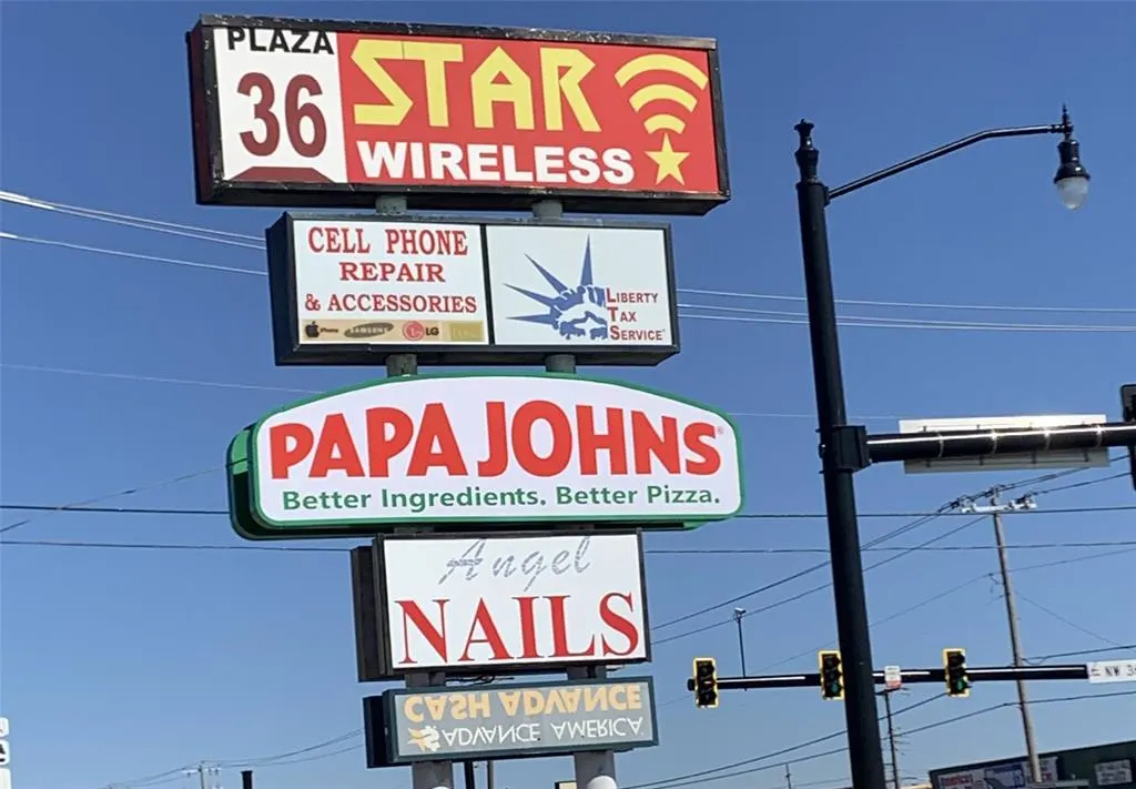 Photo 2 — 3625 N MacArthur Boulevard, Warr Acres, OK 73122