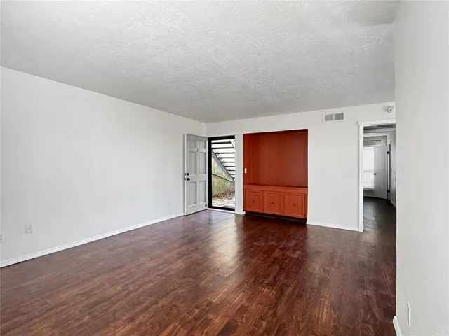 Photo 7 — 804 Cardinal Creek Boulevard A, Norman, OK 73072