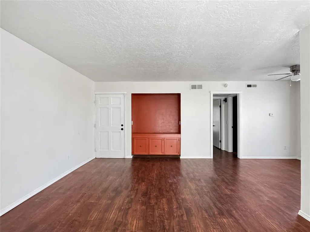 Photo 9 — 804 Cardinal Creek Boulevard A, Norman, OK 73072