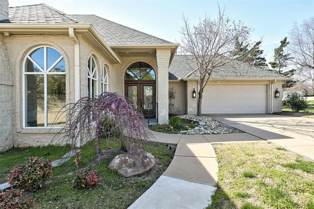 Front exterior — 6216 Harden Drive, Oklahoma City, OK 73118