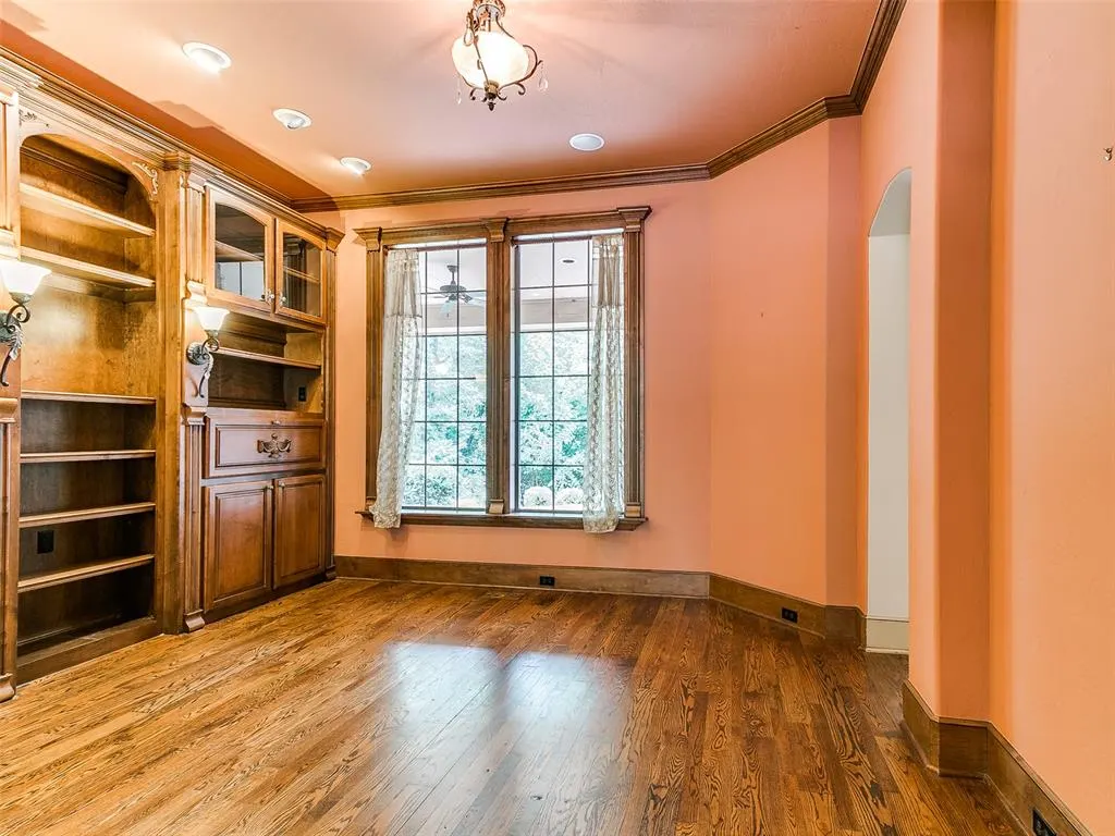 Photo 5 — 400 Autumnwood Court, Edmond, OK 73003