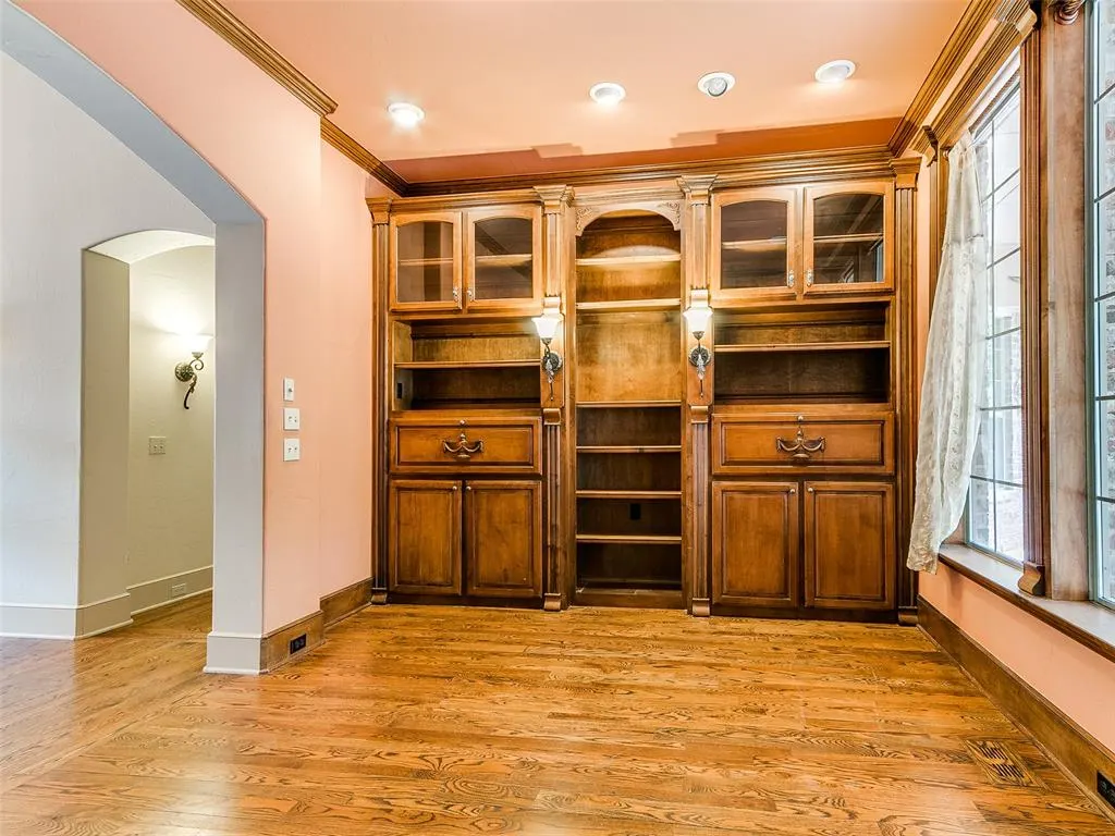 Photo 6 — 400 Autumnwood Court, Edmond, OK 73003