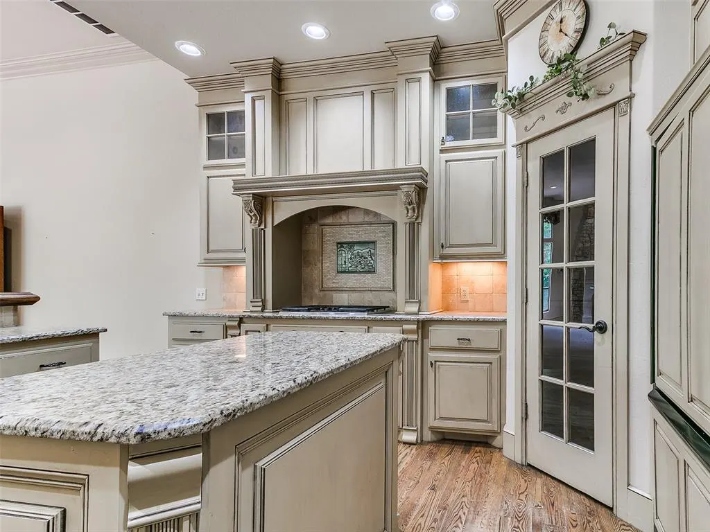 Photo 14 — 400 Autumnwood Court, Edmond, OK 73003