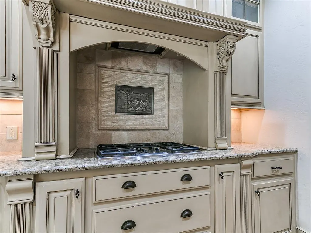 Photo 16 — 400 Autumnwood Court, Edmond, OK 73003