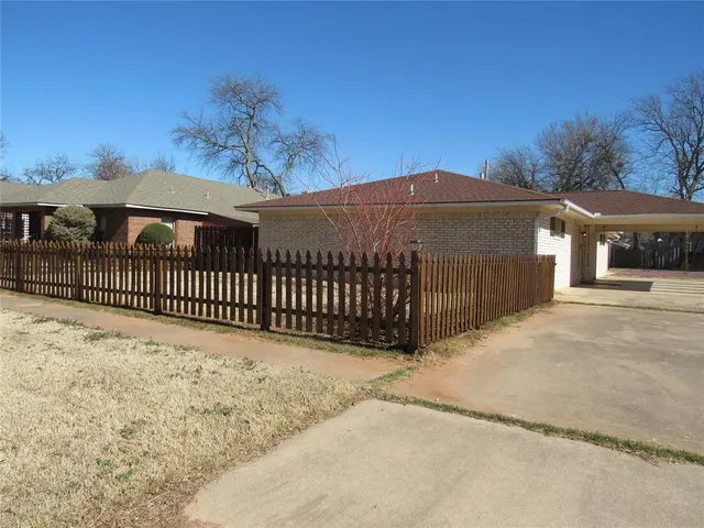 Photo 6 — 515 W Tennessee Avenue, Pauls Valley, OK 73075