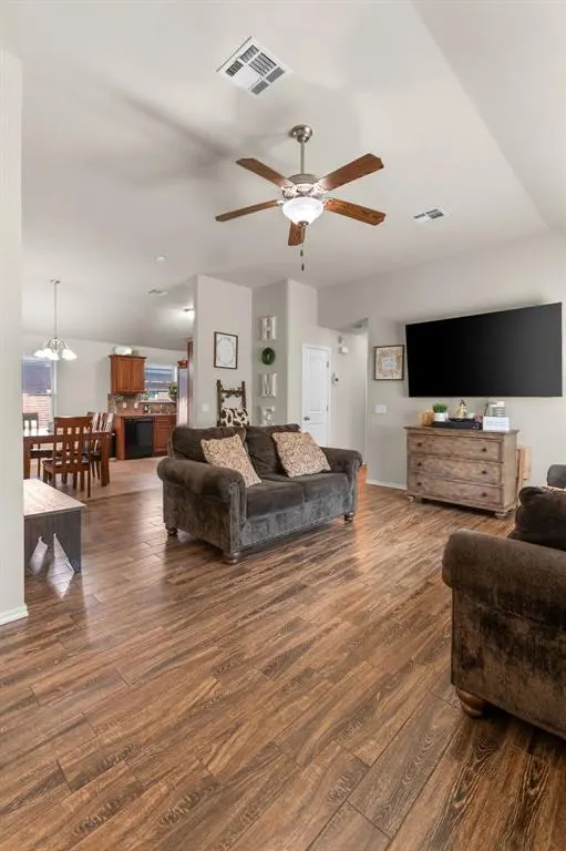 Photo 8 — 5614 Marblewood Drive, Oklahoma City, OK 73179
