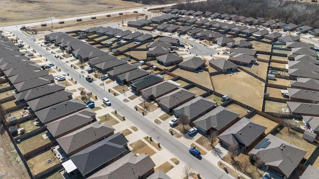 Photo 30 — 5614 Marblewood Drive, Oklahoma City, OK 73179