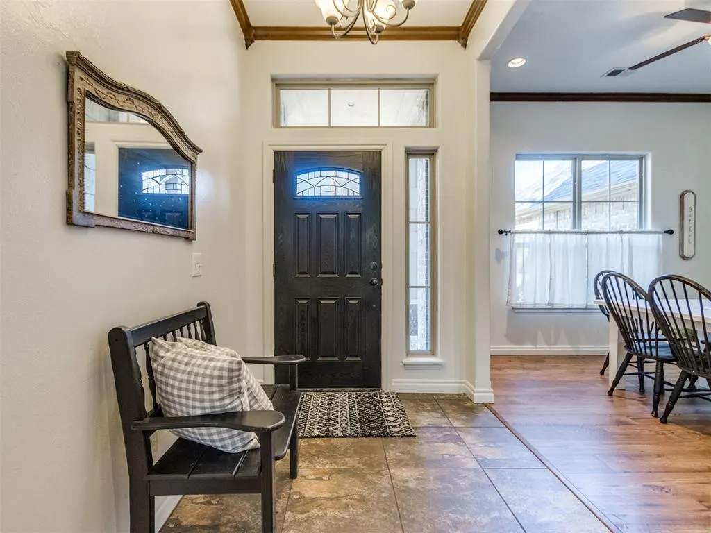 Photo 3 — 10128 NE 4th Street, Midwest City, OK 73130