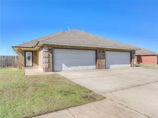 Sold home at 15105 Kyle Drive #B
