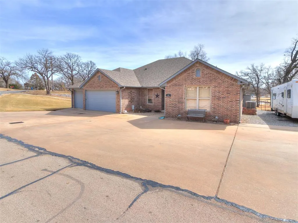 Photo 5 — 46 W Shore Drive, Arcadia, OK 73007