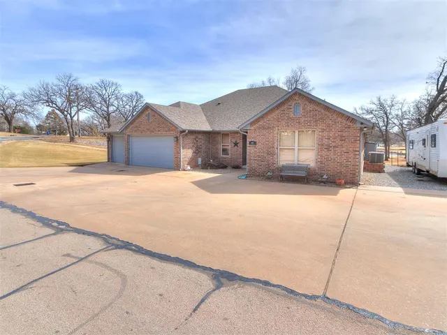 Photo 5 — 46 W Shore Drive, Arcadia, OK 73007