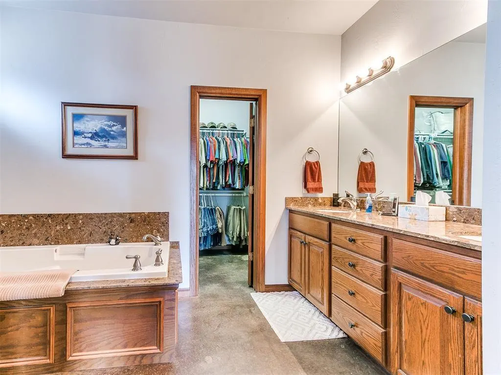 Photo 25 — 46 W Shore Drive, Arcadia, OK 73007