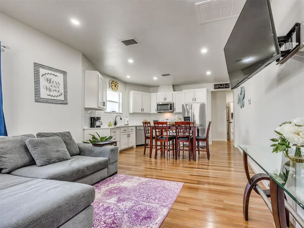 Photo 9 — 1521 SW 25th Street, Oklahoma City, OK 73108