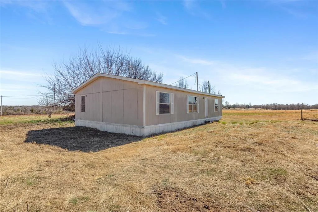 Photo 11 — 1701 S Pottawatomie Road, Harrah, OK 73045