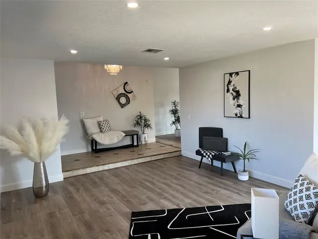 Photo 8 — 1330 HILL CROSS Court, Oklahoma City, OK 73159