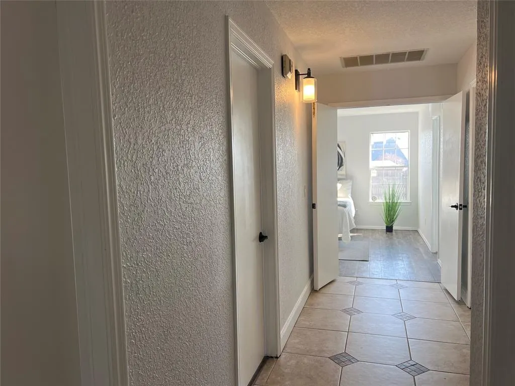 Photo 29 — 1330 HILL CROSS Court, Oklahoma City, OK 73159