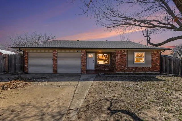 Front exterior — 2808 N Shannon Avenue, Bethany, OK 73008