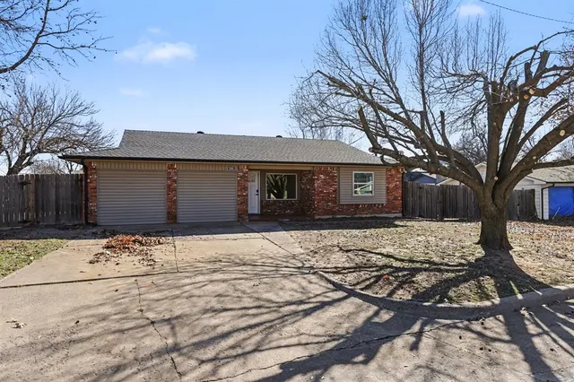 Photo 3 — 2808 N Shannon Avenue, Bethany, OK 73008