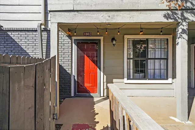 Photo 2 — 2834 E 90th Street 1802, Tulsa, OK 74137
