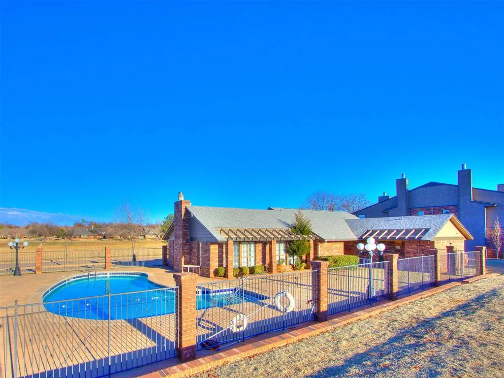 Photo 15 — 11413 Springhollow Road 707, Oklahoma City, OK 73120