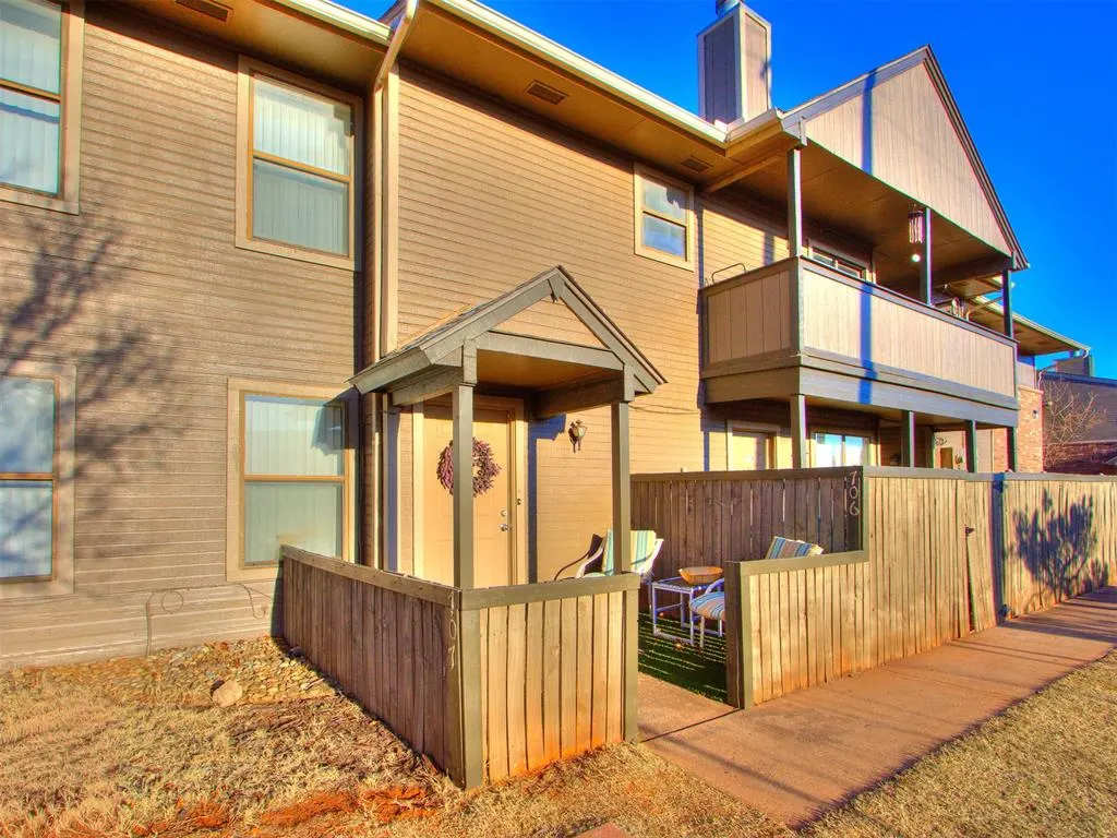 Photo 12 — 11413 Springhollow Road 707, Oklahoma City, OK 73120