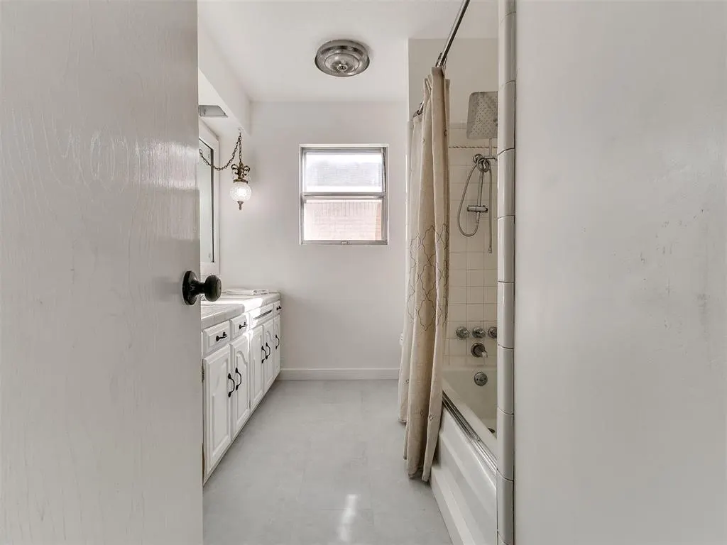 Photo 29 — 4208 NW 31st Terrace, Oklahoma City, OK 73112